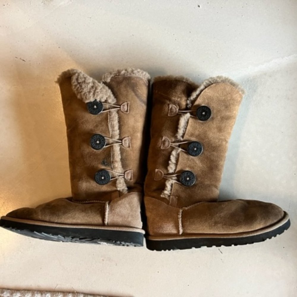 Ugg Bailey Triplet Button Boot Burnt Cedar Size 8